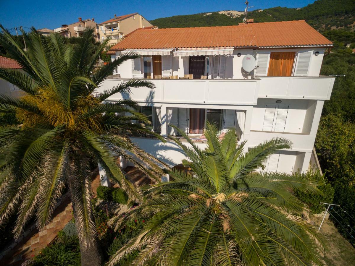 Apartments Ajka Rab Town Exterior foto